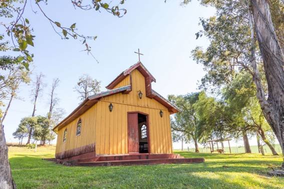 Capela São João Batista - Na Fazenda Valéria