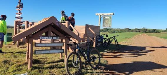 Mirante - A 11,3 KM do portal da Estrada Bela